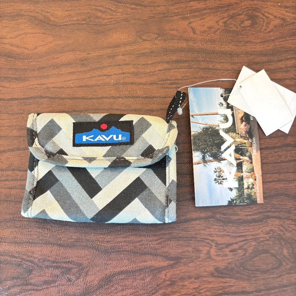 NWT Kavu Wally Wallet Stone Parquet Tri Fold